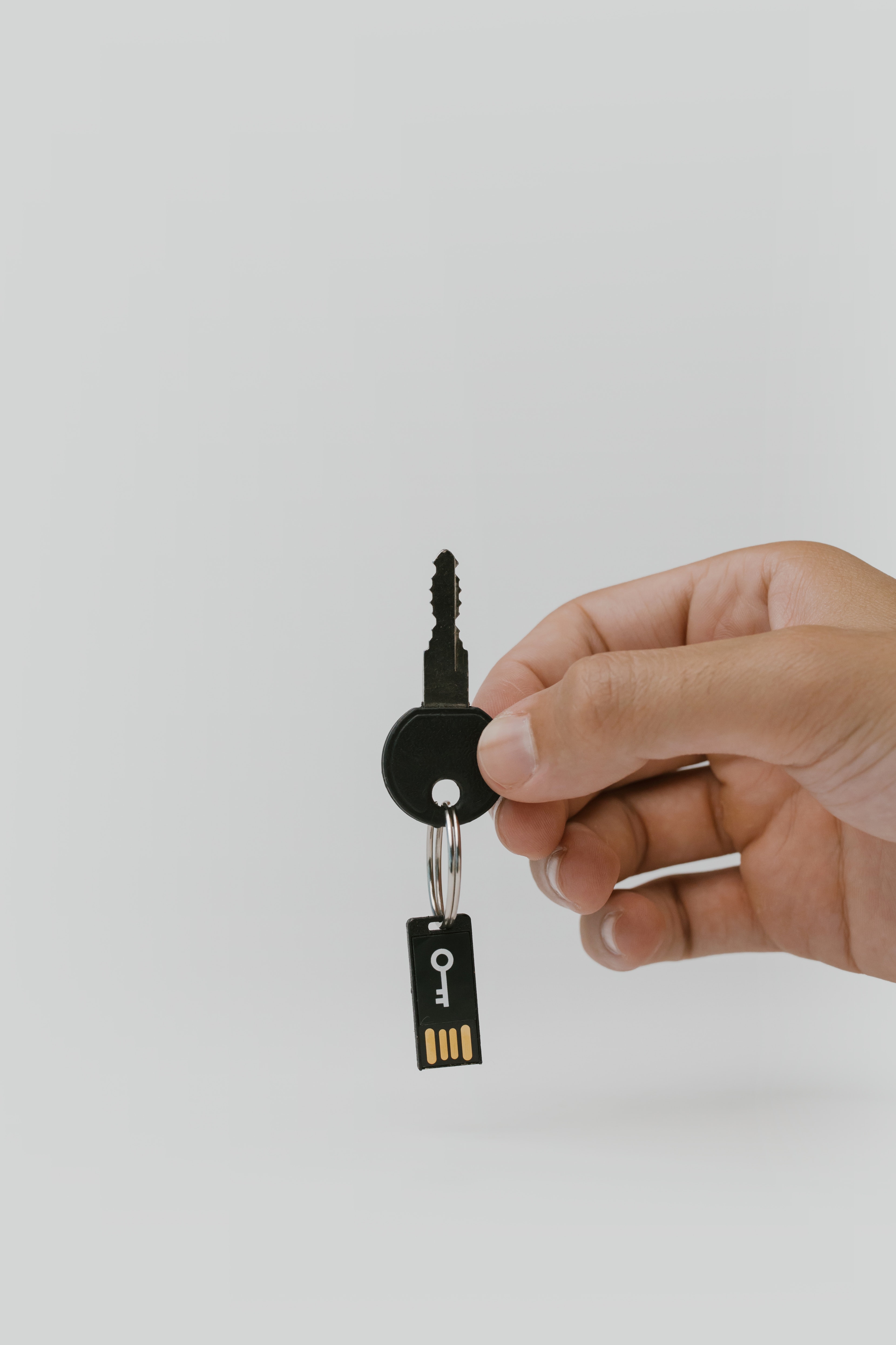 How to Distinguish Signs of Identity Theft?