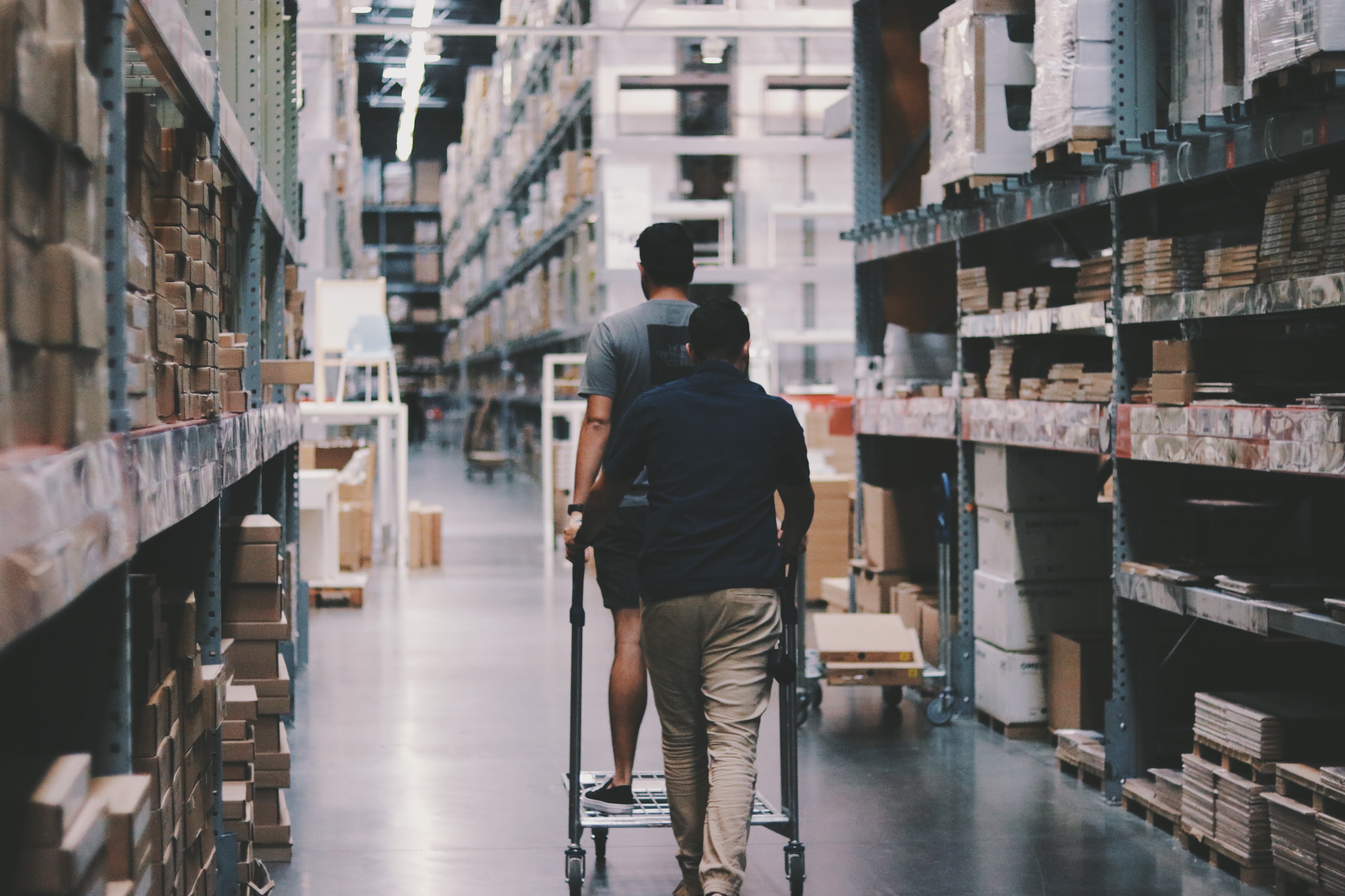 Tips for Warehouse Organization and Efficient Shipping