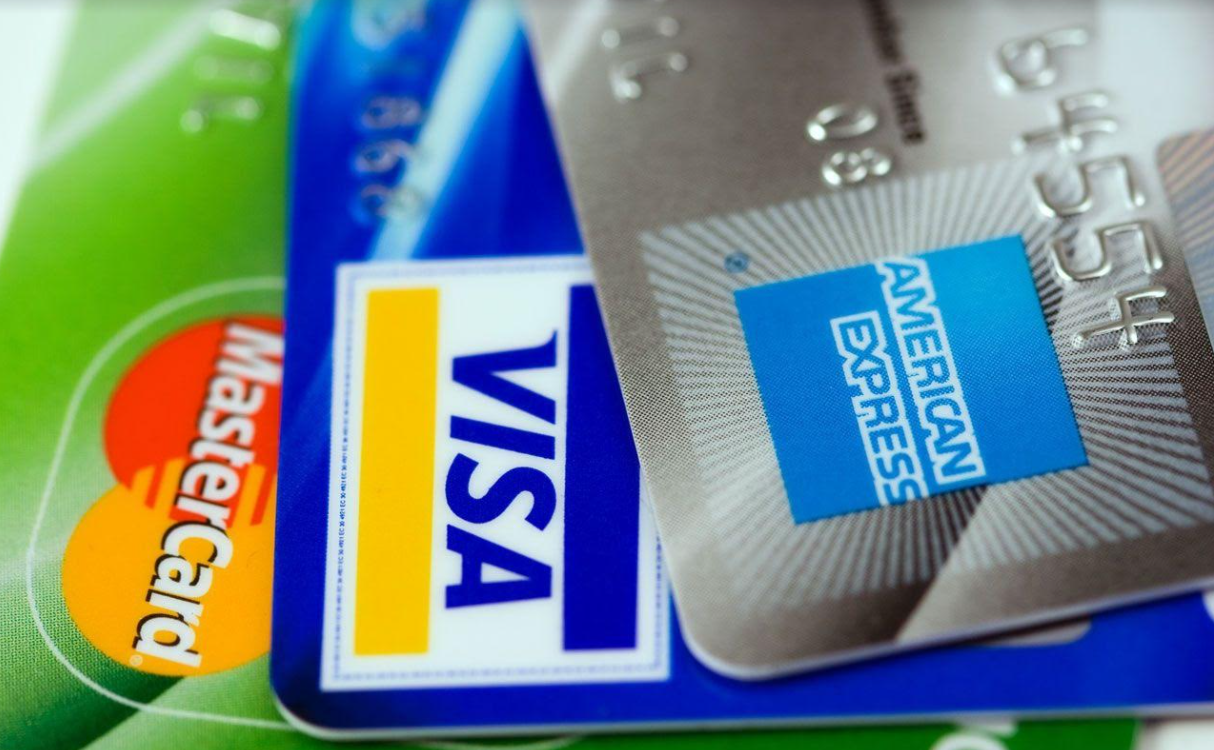 Do You Accept Credit Cards? Good and Bad Reasons to Have a Credit Card
