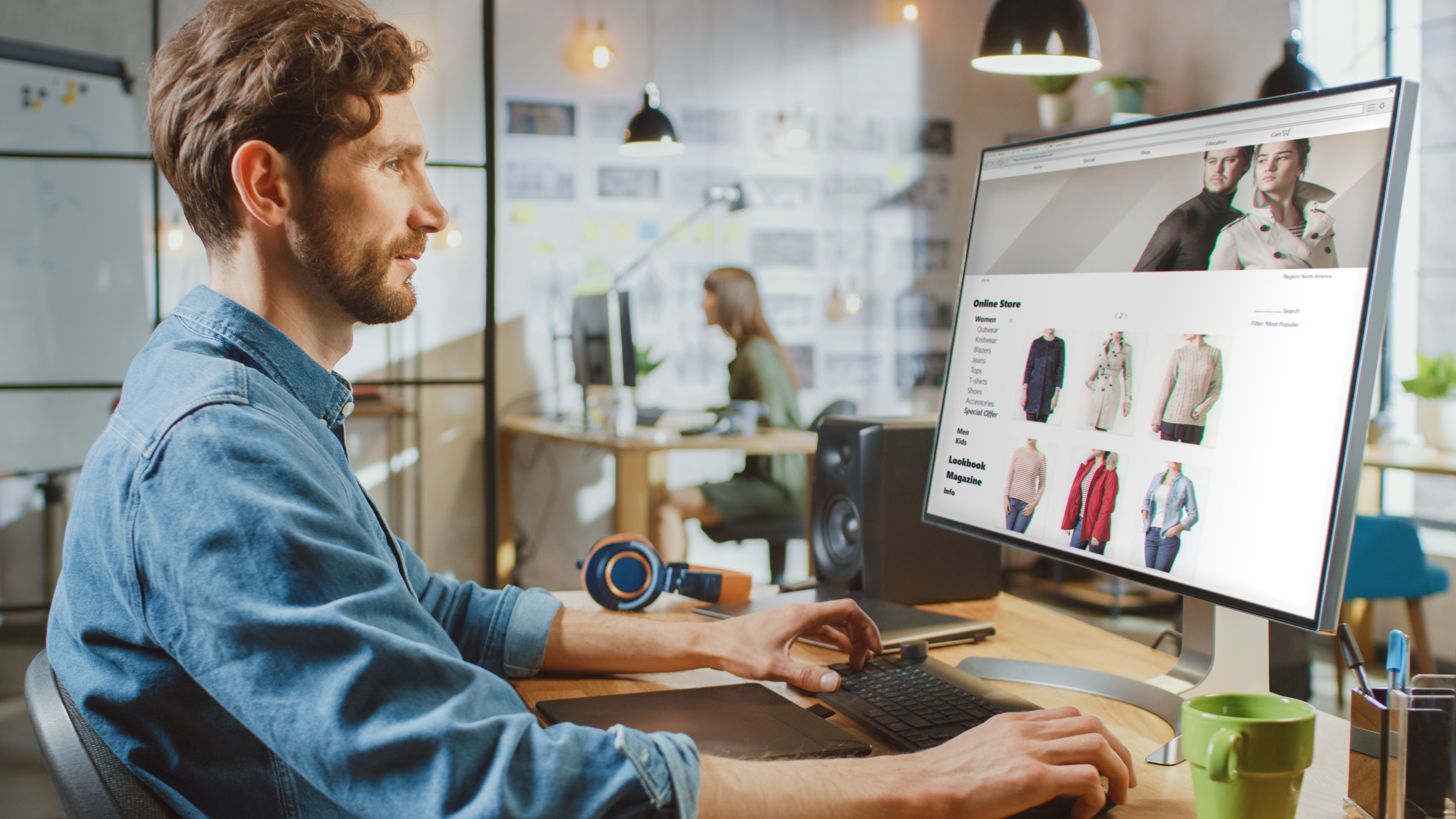 How To Succeed As An Online Fashion Retailer