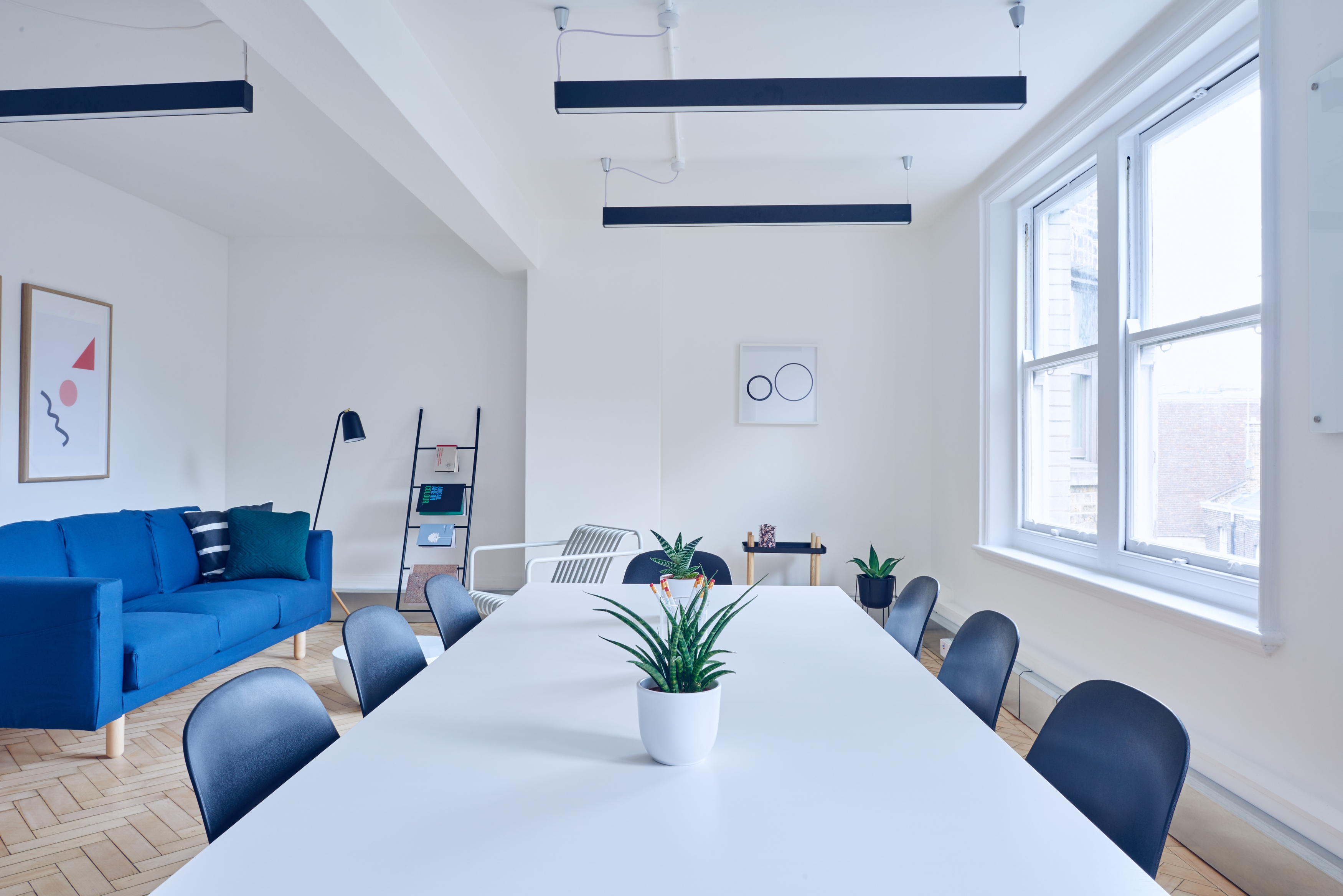9 Ways to Make Your Office Space Upscale and More Inviting