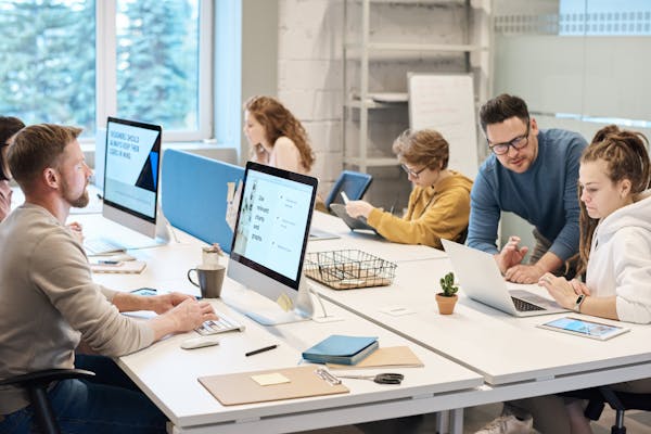 Most Common Workplace Challenges and Solutions for Employees in 2024